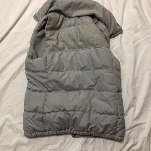 Old Navy Vest - Picture 3 of 4